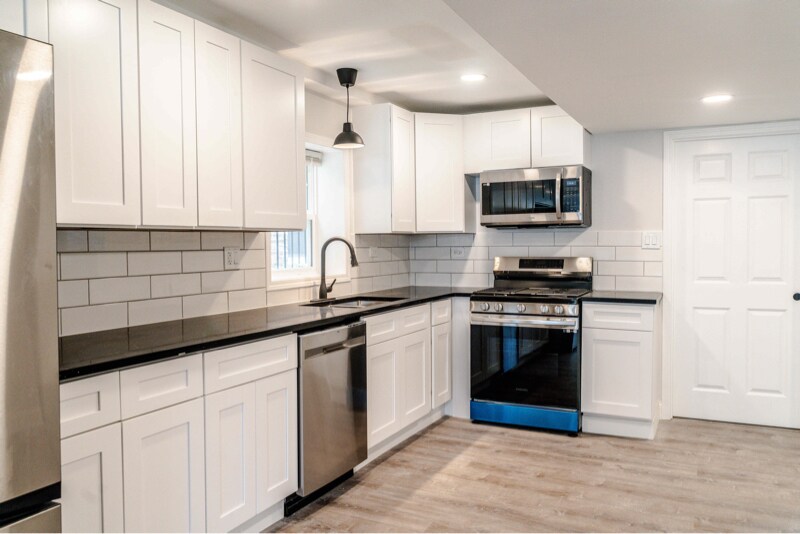 Foto principal - 2242 N Lavergne Ave