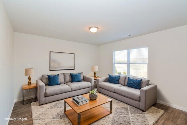 Foto del edificio - 545 Samuel Lee Ln