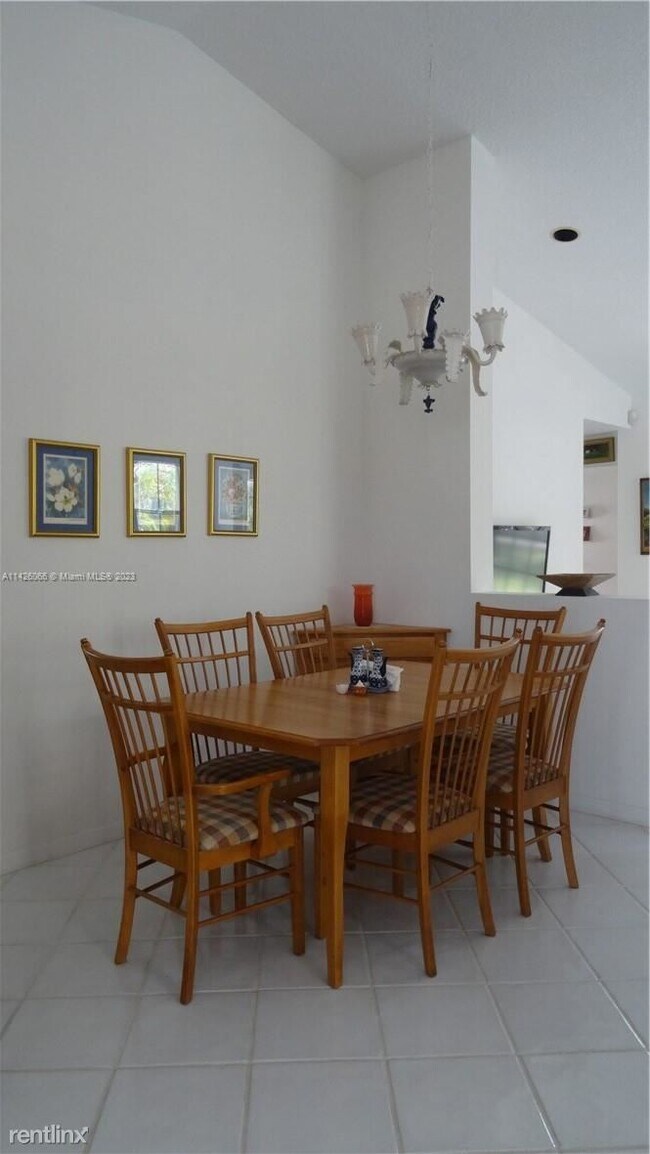 Foto del edificio - 3 br, 2 bath House - 819 Chimney Rock Rd 1