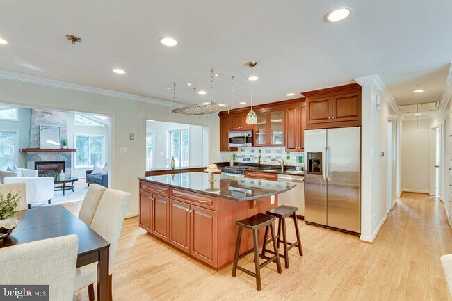 Foto del edificio - 9009 Hempstead Ave