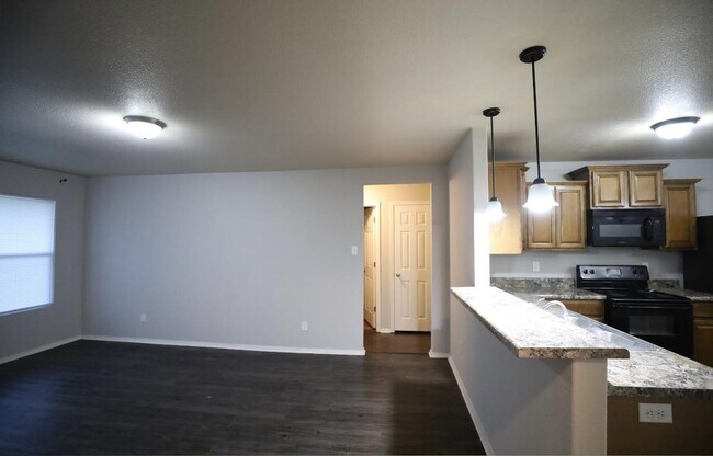 Foto del edificio - 3809 Remington Dr