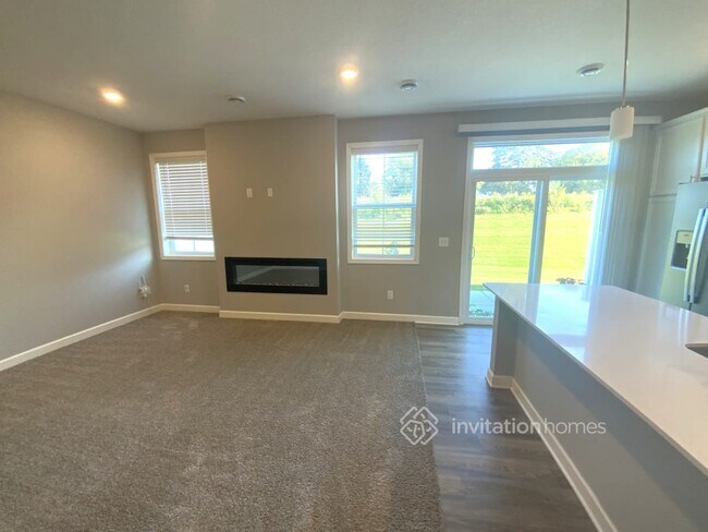 Foto del edificio - 1776 Emerson Ct
