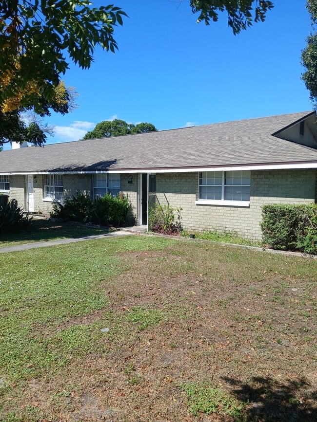 Building Photo - 6447 Eric Dr