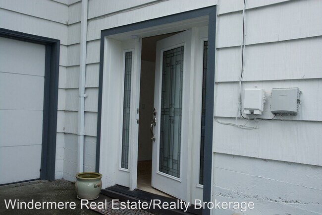 Foto del edificio - Studio, 1 bath House - 2515 NW 92nd #B