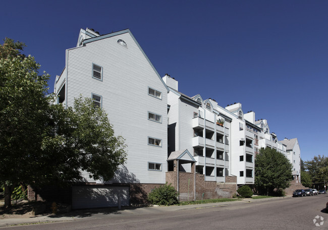 Albion Court - Albion Court Apartments