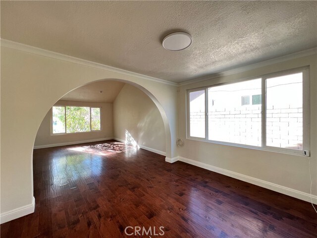 Foto del edificio - 20511 Gernside Dr