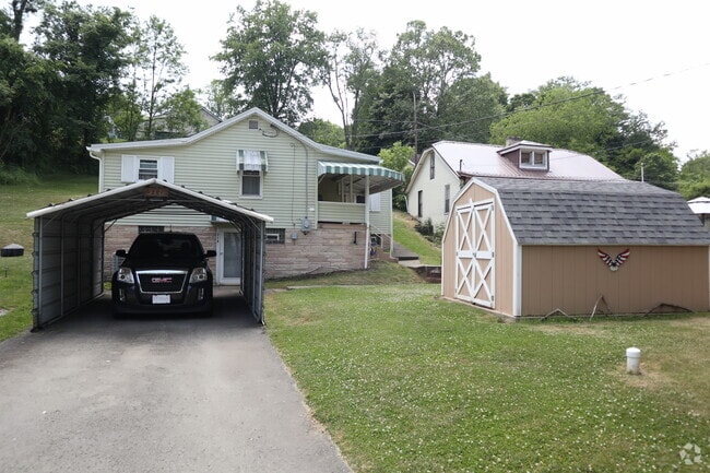 Building Photo - 318 Pike Run Dr