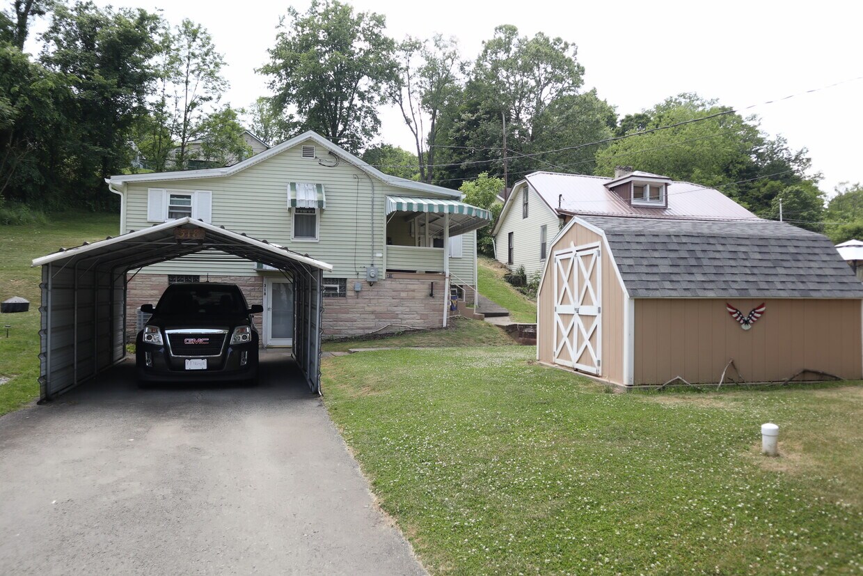 Foto principal - 318 Pike Run Dr