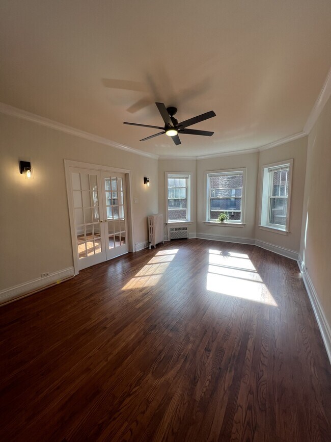 Foto del edificio - 531 W Addison St
