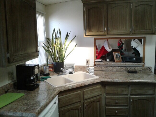 Building Photo - 12025 Baseline Rd