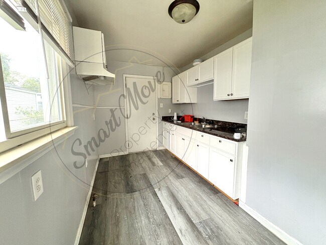 Foto del edificio - 21065 Atlantic Ave