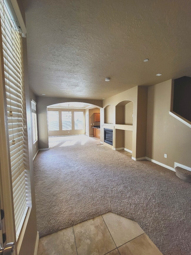 Building Photo - 1611 W 3180 N