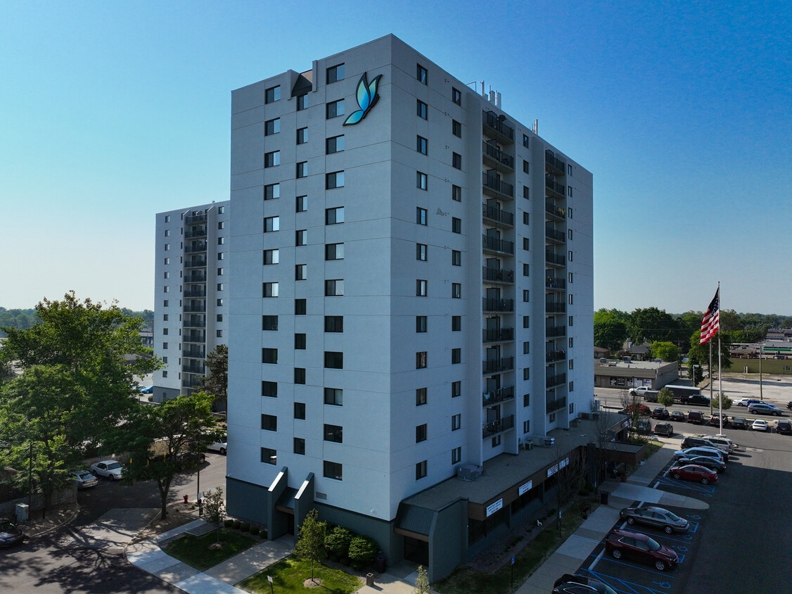 Primary Photo - Center Line Park Tower Senior 62+