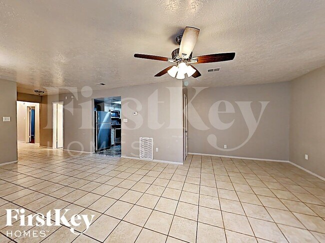 Foto del edificio - 2009 Tremont Ct