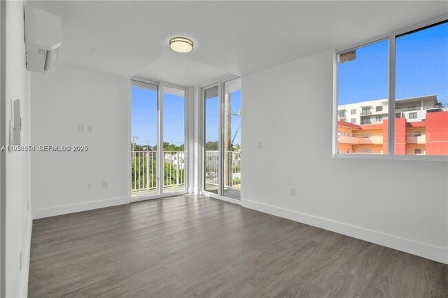 Building Photo - 1620 NW 18th St