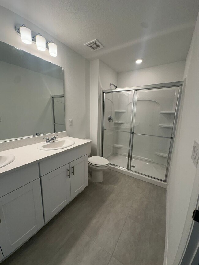 Foto del edificio - Brand New Townhome in Riverfront Community