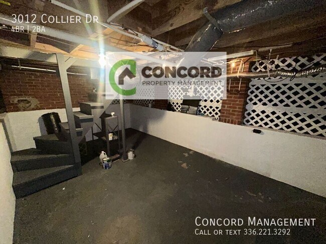 Foto del edificio - 3012 Collier Dr