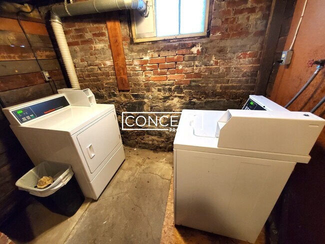 Foto del edificio - 2 Gilson Terrace