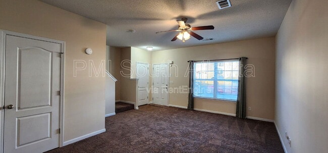 Building Photo - 6864 Mountain Cir