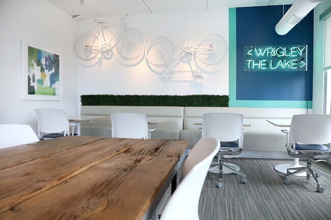 Foto del edificio - 810 W Sheridan Rd