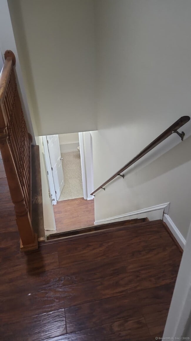 Foto del edificio - 283 Waterview Ave