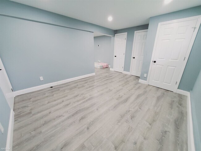 Foto del edificio - 1 br, 1 bath Condo - 100 Buckingham Dr Unit 1