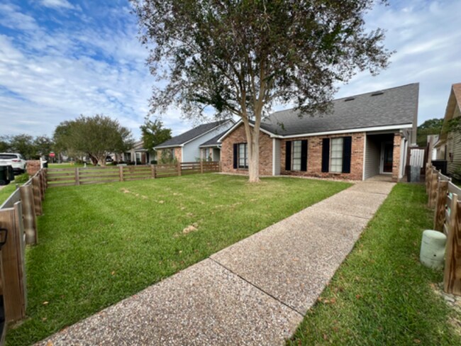 Foto del edificio - 107 Logan St