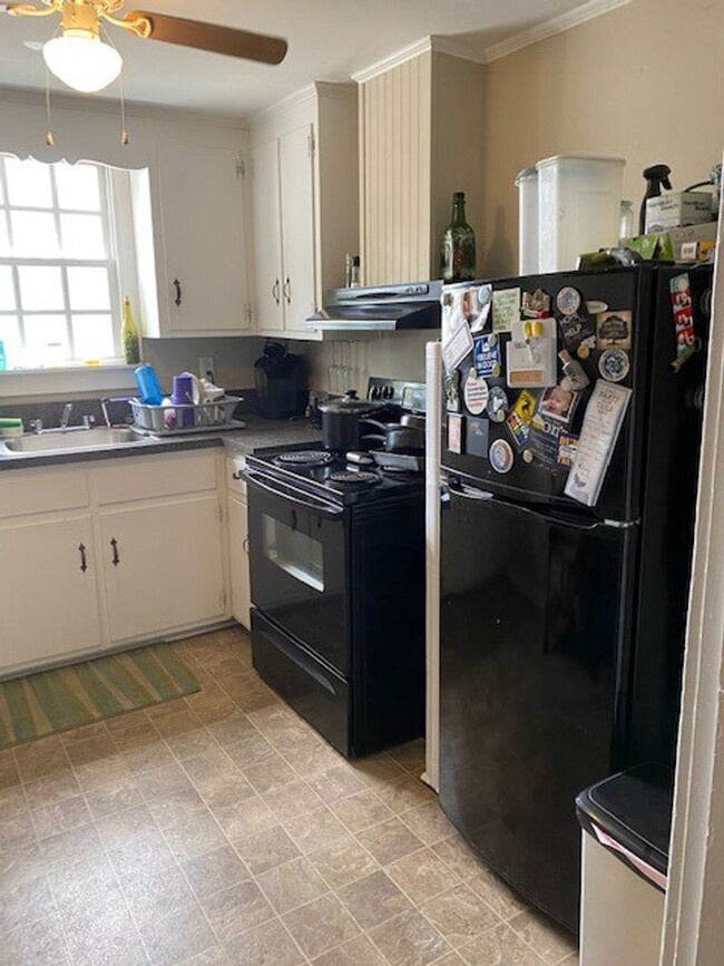 Foto del edificio - Available June 2025 - 2nd floor apartment ...