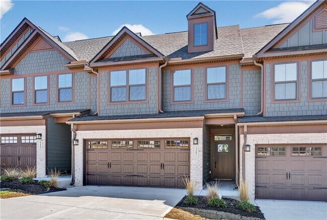 Foto del edificio - 325 Enchanted Ct