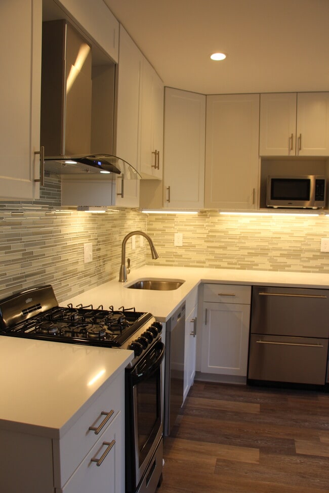 9th Road Apartments Arlington Va Apartments Com