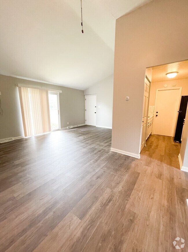 Condos for Rent in Solon OH 1 Rentals