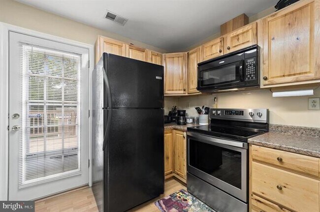 Foto del edificio - 9505 Chatham St
