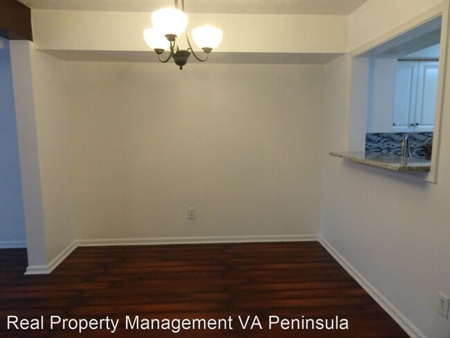 Building Photo - 2 br, 2.5 bath House - 438 Eureka Loop