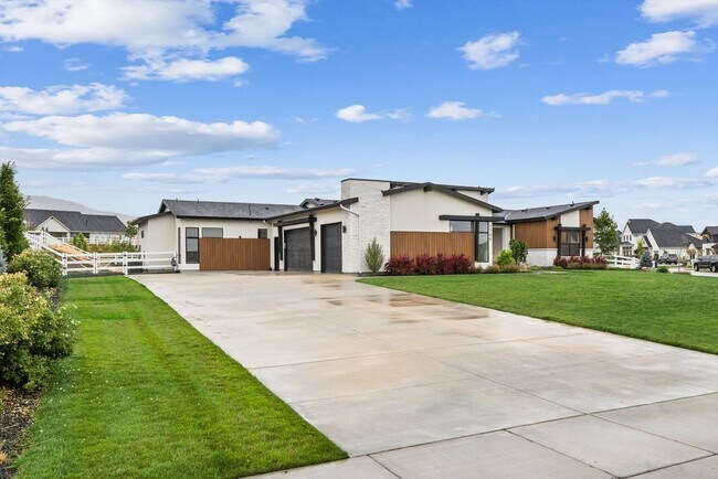 Foto del edificio - 7786 W Diamond Lk Dr