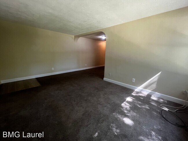 Building Photo - 2 br, 1 bath House - 510 Ridge Rd SE  Unit...