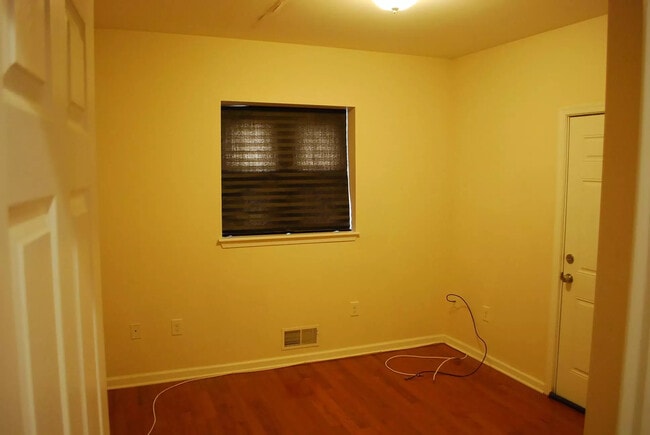 Rear Bedroom - 827 Reed St