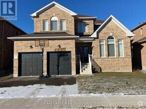 Building Photo - 28 McCaskell St