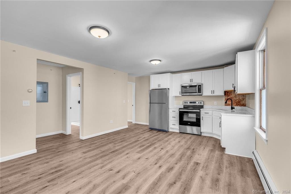 51 Russ St Unit 51B, Hartford, CT 06106 Room for Rent in Hartford, CT