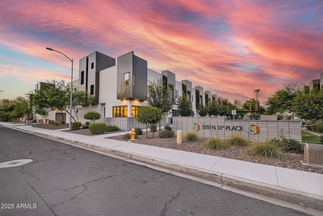 Foto principal - 5151 N 13th Pl