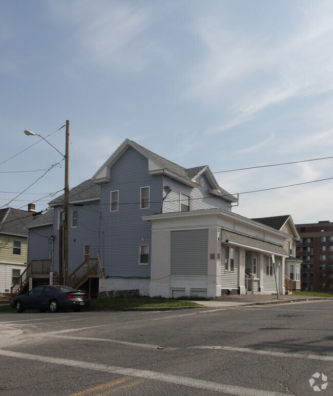 236 Columbus Ave Pittsfield, MA 01201 Rentals Pittsfield, MA