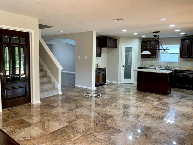 Building Photo - 2530 Tomsbrook Dr