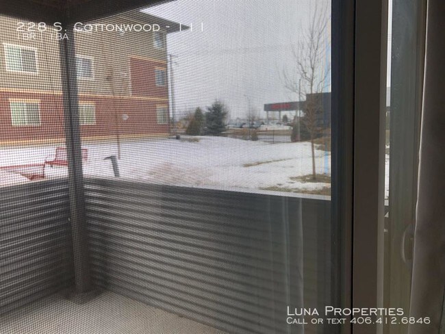 Foto del edificio - 228 S Cottonwood Rd