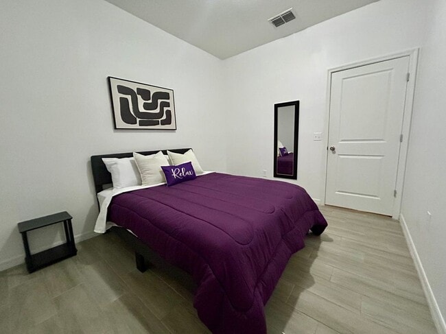 Foto del edificio - 699 W Kaley St