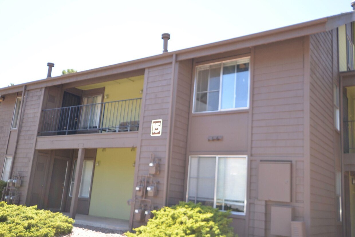 Primary Photo - University Meadows Condo For Rent