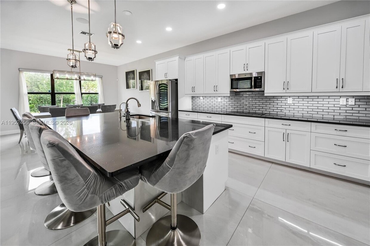 Photo - 8645 NW 39th Ct (Coral Springs, FL)