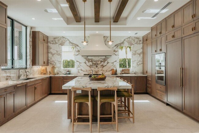 Foto del edificio - 2300 NE 34th Ct