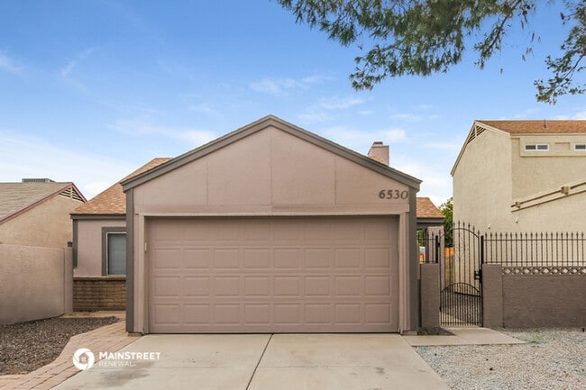 Building Photo - 6530 W Cinnabar Ave