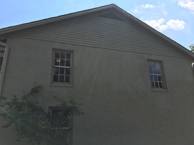 Building Photo - 1354 Cave Spring Rd SW