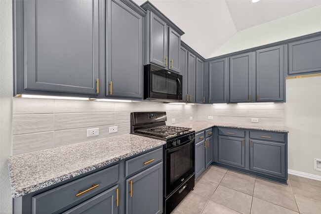 Building Photo - 32743 Turning Springs Dr