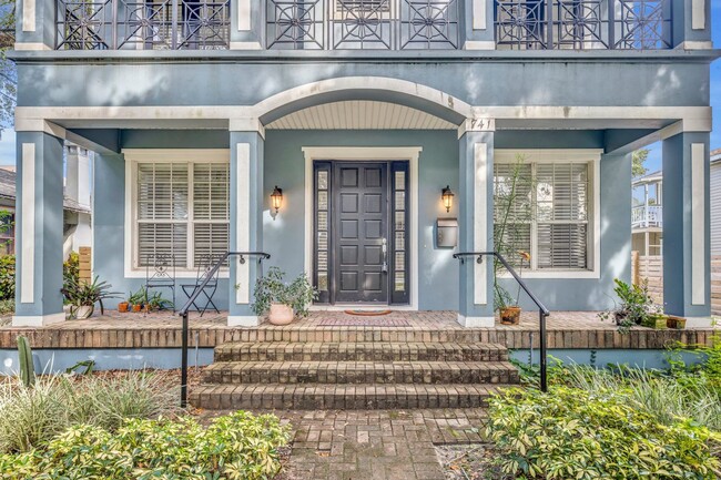 Foto del edificio - Gorgeous Townhome in Downtown Orlando